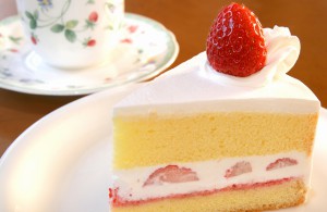 手造りイチゴショートケーキ