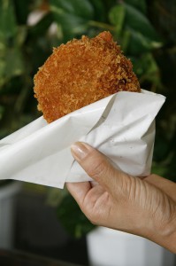 秩父コロッケ 200円